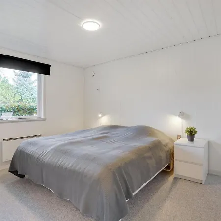 Casa de Férias Ridvan - 500m From The Sea In Western Jutland By Interhome Blåvand