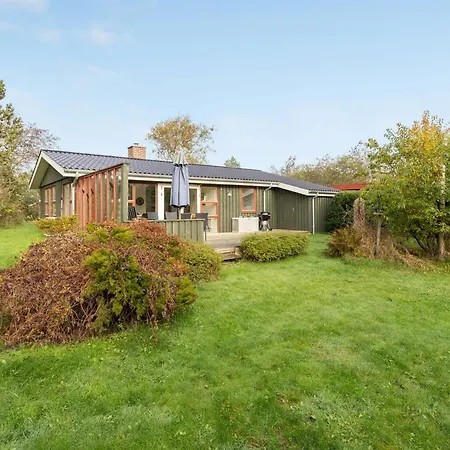 Vakantiehuis Ridvan - 500m From The Sea By Interhome