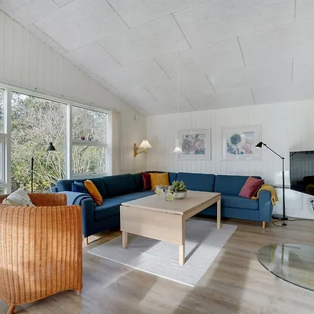 Vakantiehuis Ridvan - 500m From The Sea By Interhome