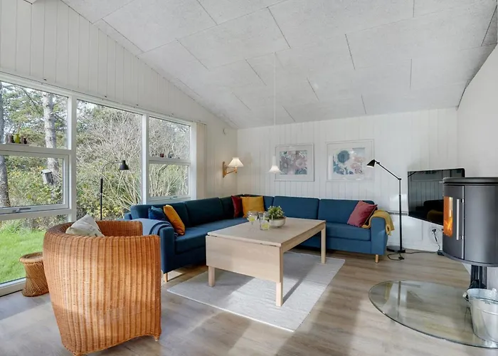 Vakantiehuis Ridvan - 500m From The Sea By Interhome